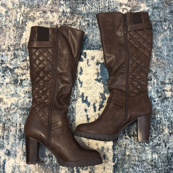 Coffee Brown Boots - Picture 2 of 9